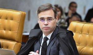 Ministro suspende normas que permitem salários acima do teto em Goiás 4 52441529977 f3565b5d7d o