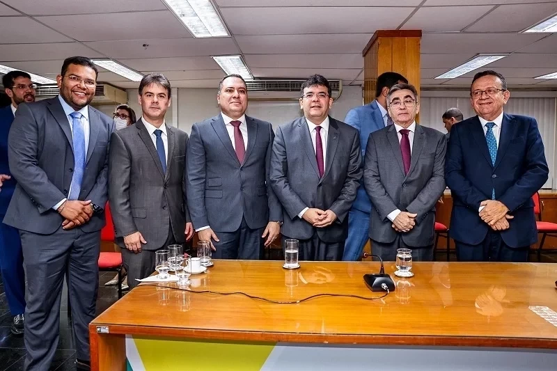 auderi martins toma posse como juiz substituto do tribunal regional eleitoral 05403e13 434b 408d bea9 3e21b1440dff.jpg