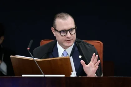 cristiano zanin julgamento deputados do pl ed0fdb764e