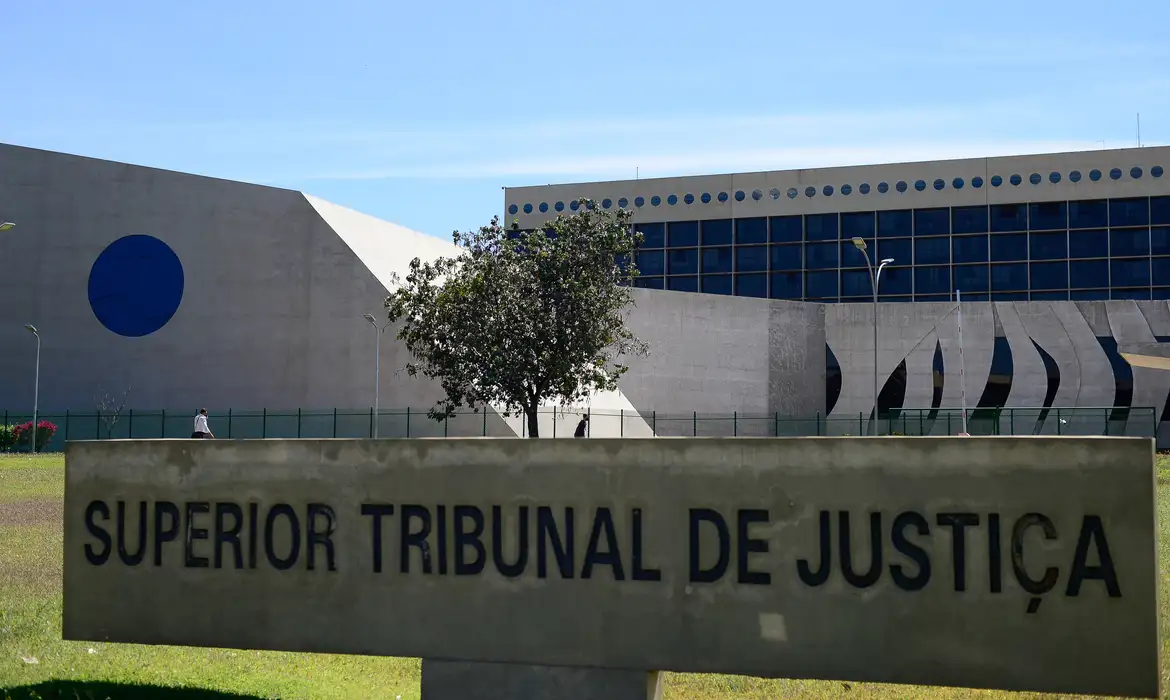 stj 1908200977 0
