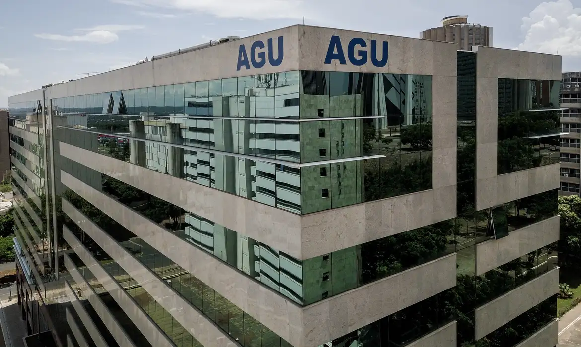 agu 1